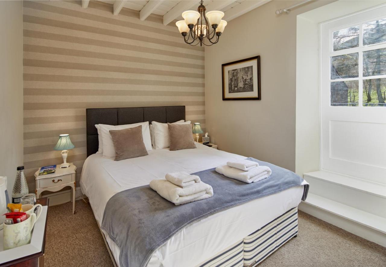 White Horse Farm Inn Pickering Bagian luar foto