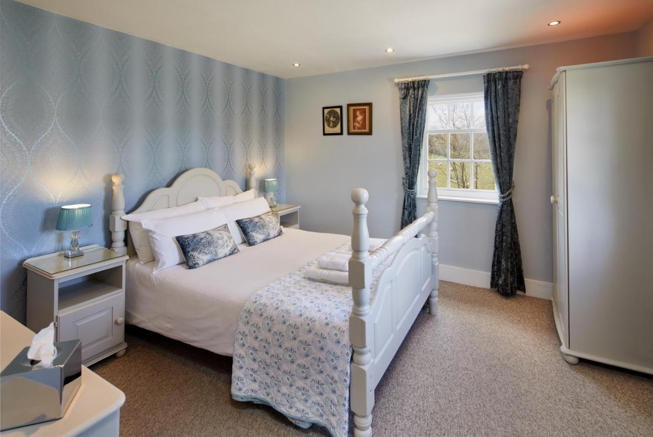 White Horse Farm Inn Pickering Bagian luar foto